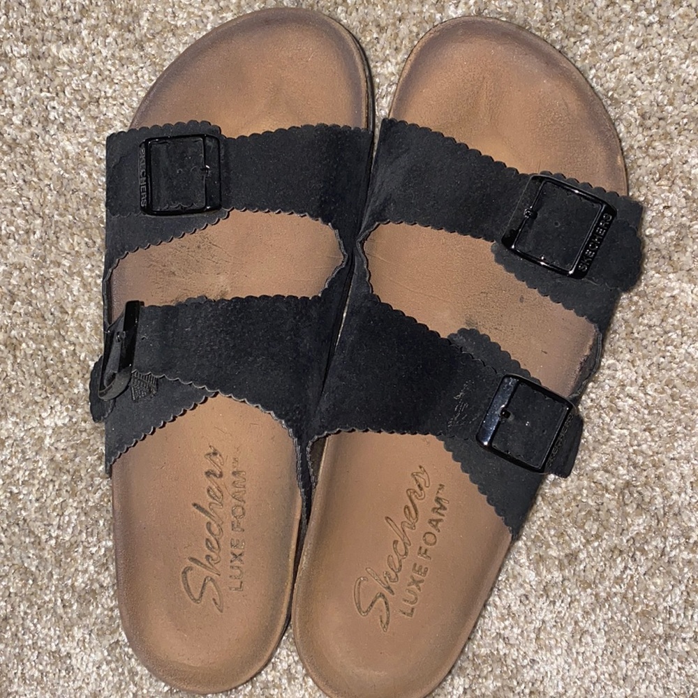 Sketchers sandals